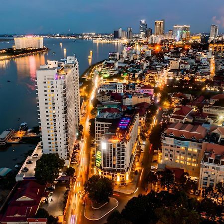 X One Hotel Phnom Penh Bagian luar foto