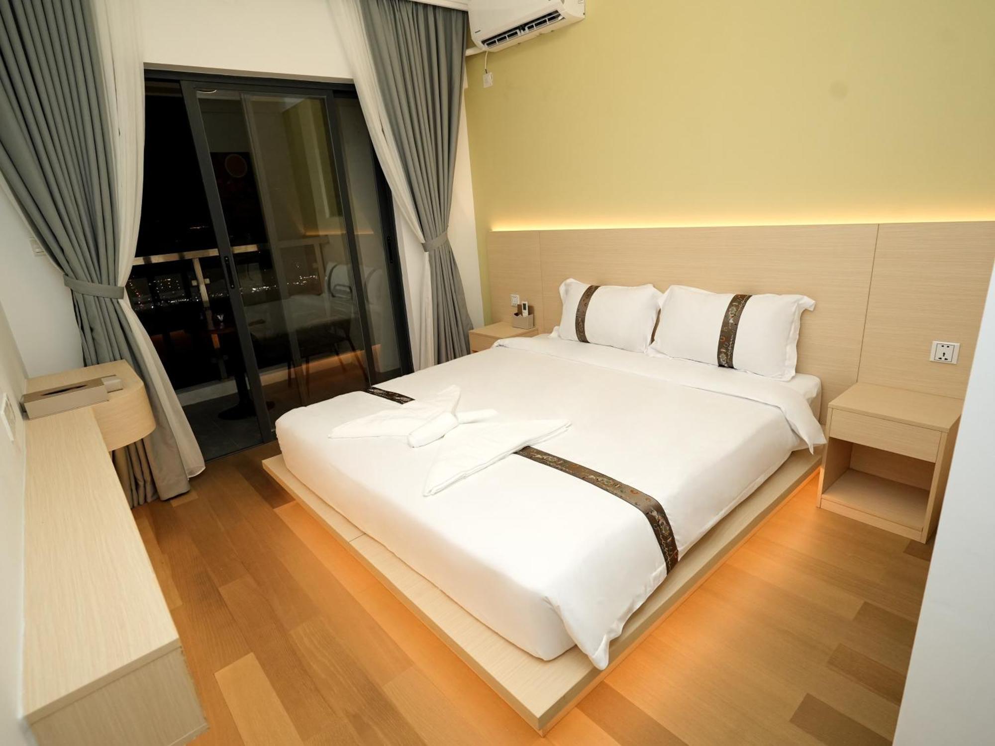 X One Hotel Phnom Penh Bagian luar foto